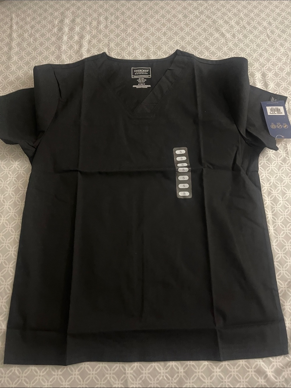 Cherokee Black Short Sleeve V-Neck Men’s Shirt